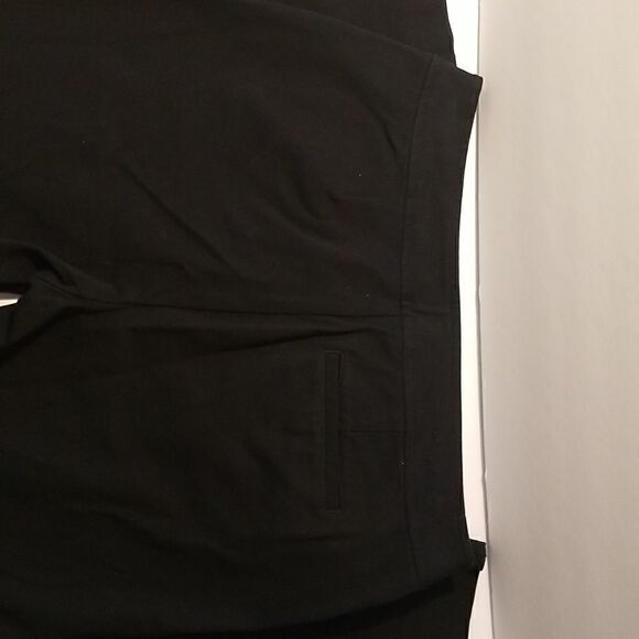 Chaps black dress pants. Size 8P. - Picture 4 of 6